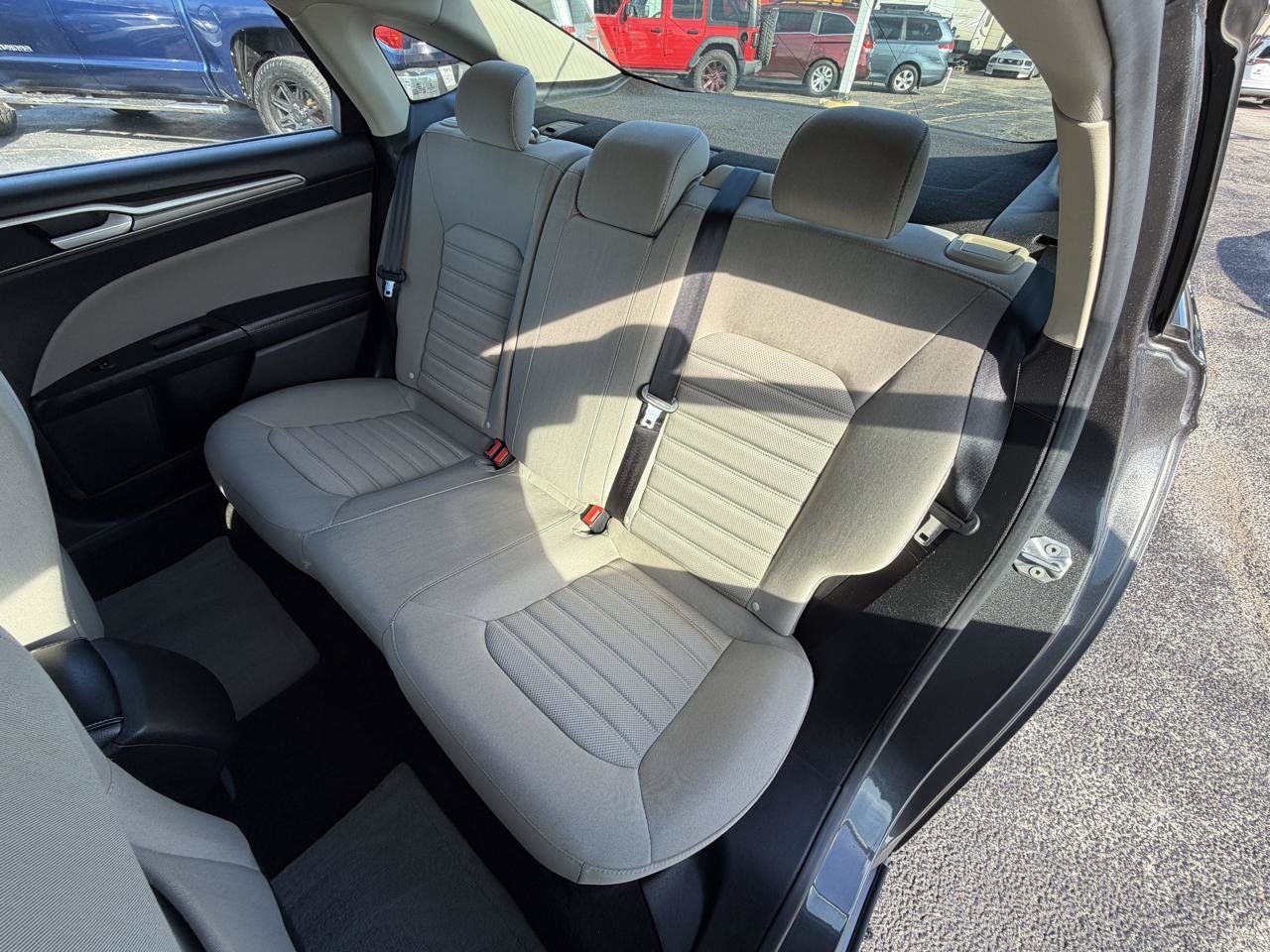 Used 2019 Ford Fusion S FWD image 12