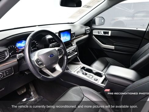 Used 2022 Ford Explorer Limited image 5