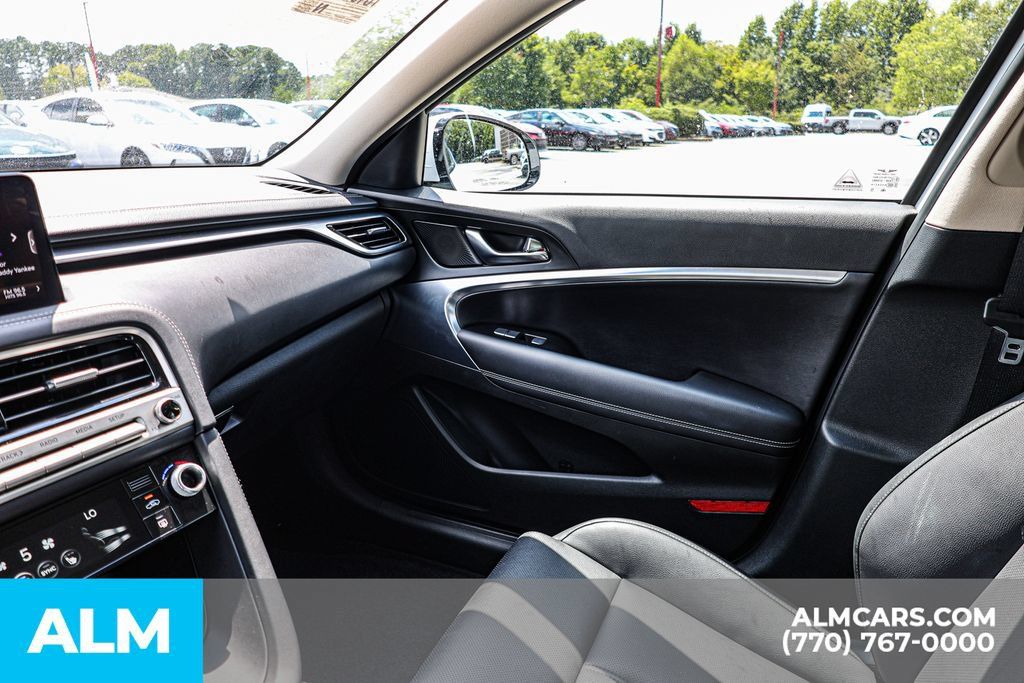 Used 2026 Genesis G70 2.5T RWD image 42