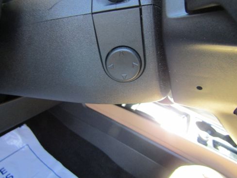 Used 2022 Lincoln Corsair Reserve w/ Equipment Group 201A image 22