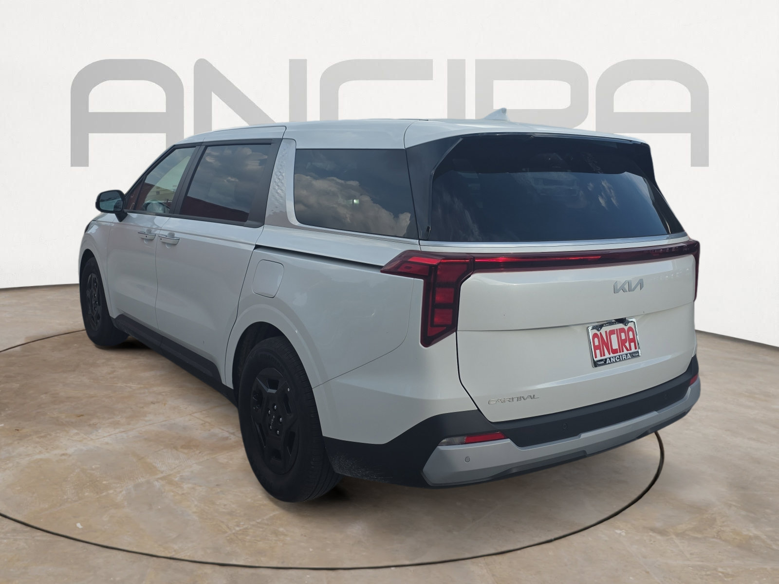 Certified 2026 Kia Carnival FWD image 6