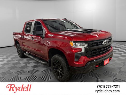 Used 2024 Chevrolet Silverado 1500 LT Trail Boss w/ Convenience Package II image 7