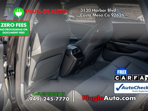 Used 2024 Lucid Air Pure RWD image 8