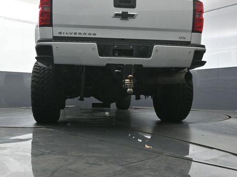 Used 2019 Chevrolet Silverado 2500 LTZ w/ Duramax Plus Package image 35