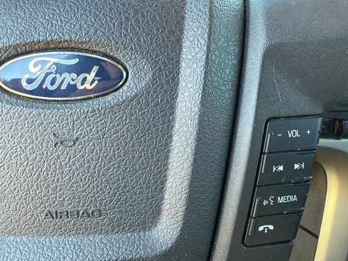 Used 2014 Ford F150 FX4 w/ Equipment Group 402A Luxury image 41