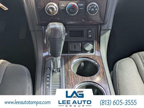 Used 2016 Chevrolet Traverse LT w/ Style and Technology Package FWD image 18