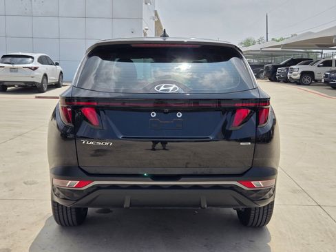 Used 2023 Hyundai Tucson SE AWD/4WD image 6