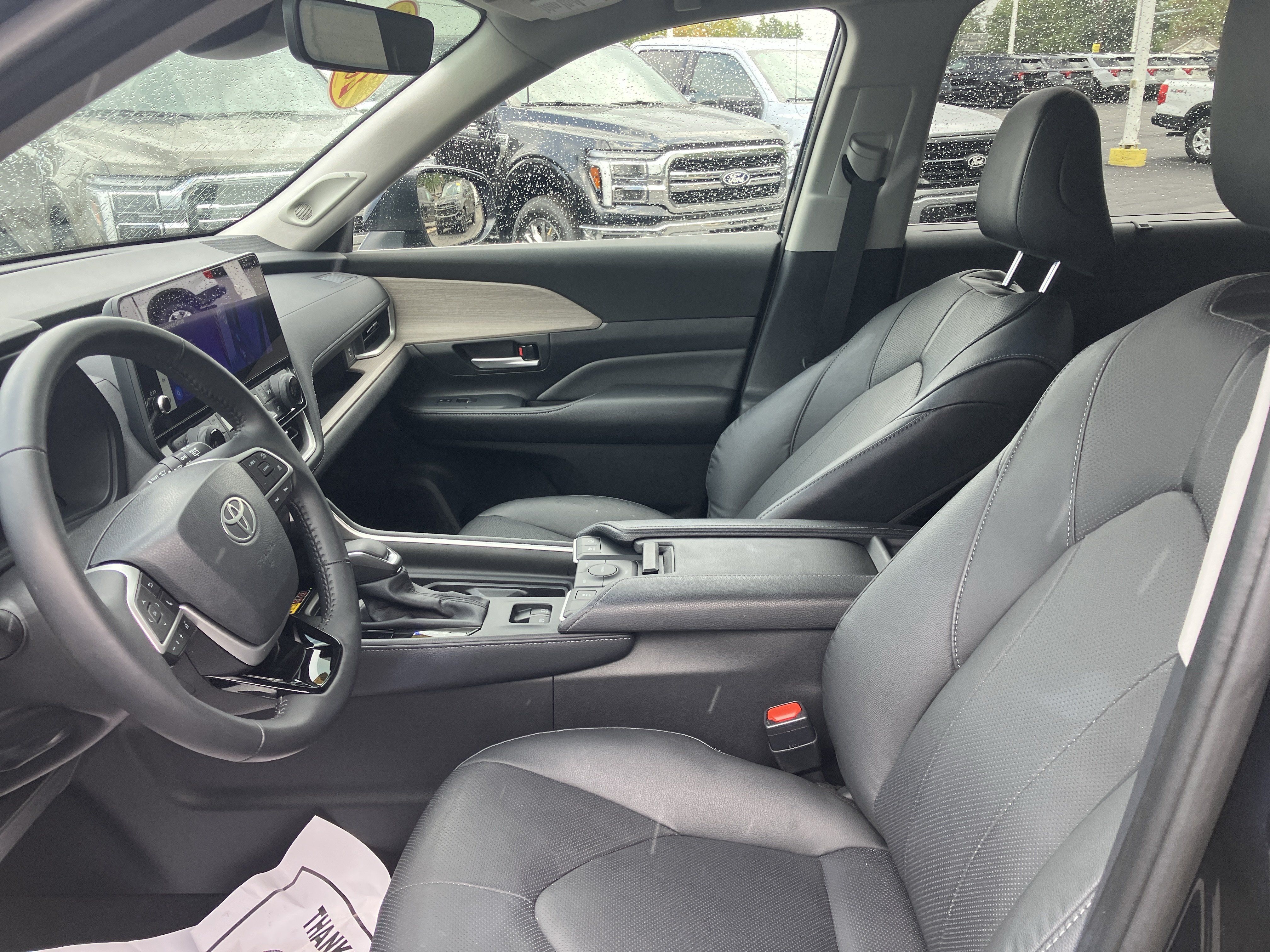 Used 2025 Toyota Grand Highlander AWD Hybrid image 21