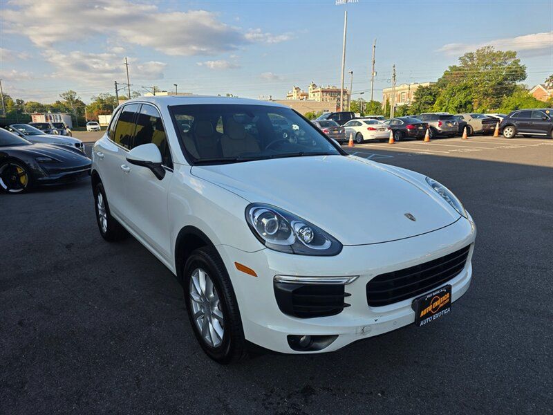 Used 2018 Porsche Cayenne AWD/4WD image 4