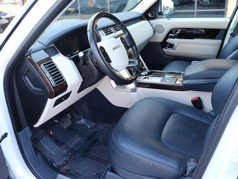 Used 2019 Land Rover Range Rover HSE image 10