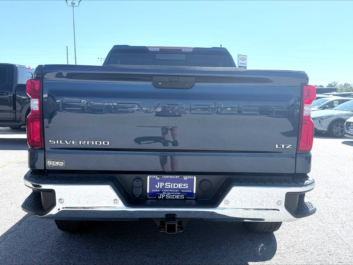 Used 2021 Chevrolet Silverado 1500 LTZ RWD image 6