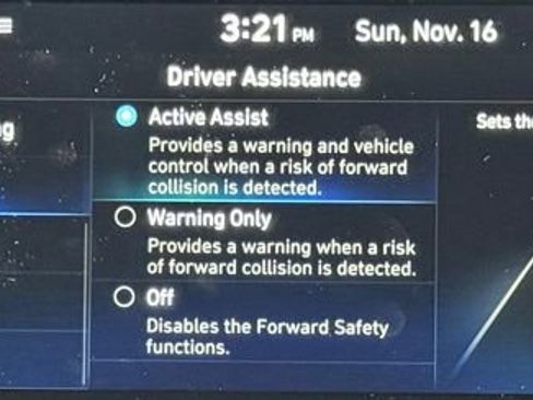 Used 2024 Hyundai Tucson Limited image 35