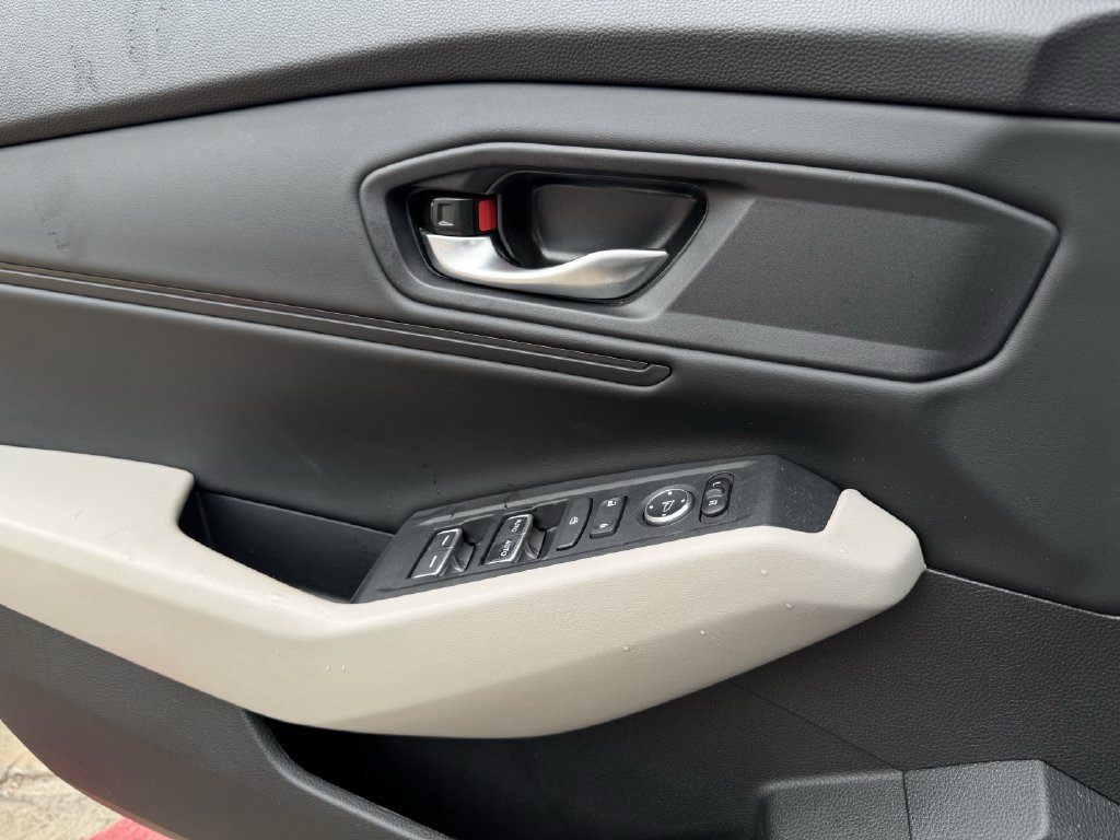 Used 2024 Honda Accord EX image 22