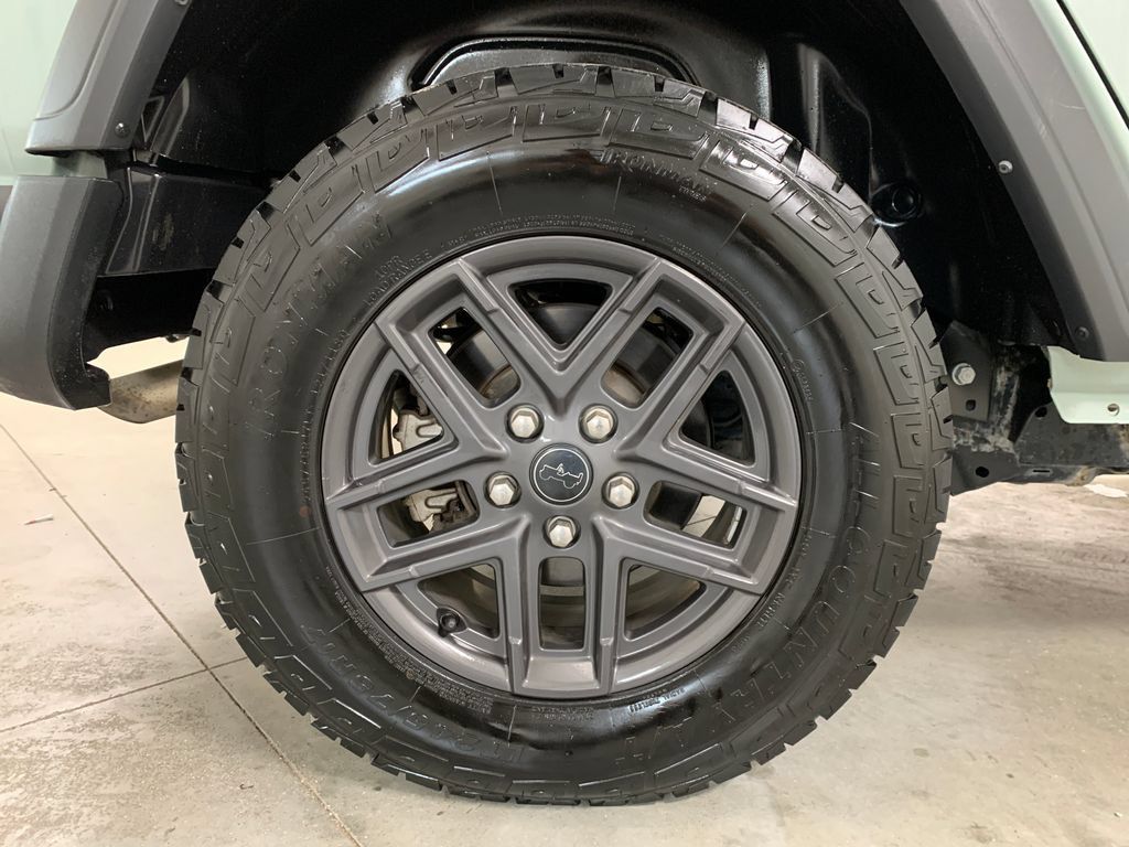 Used 2024 Jeep Wrangler Unlimited Sport AWD/4WD image 19