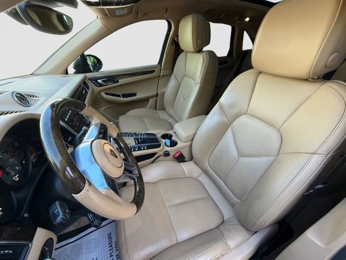 Used 2017 Porsche Macan S AWD/4WD image 13
