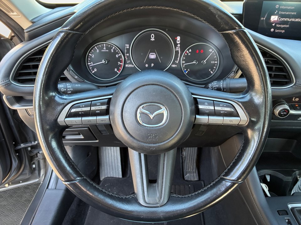 Used 2022 MAZDA MAZDA3 s FWD image 10