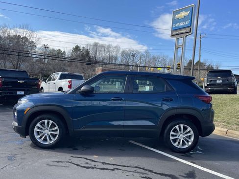 Used 2021 Chevrolet TrailBlazer LS image 8