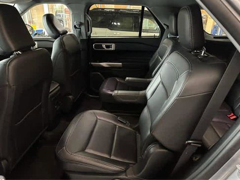 Used 2023 Ford Explorer XLT w/ Equipment Group 202A image 25