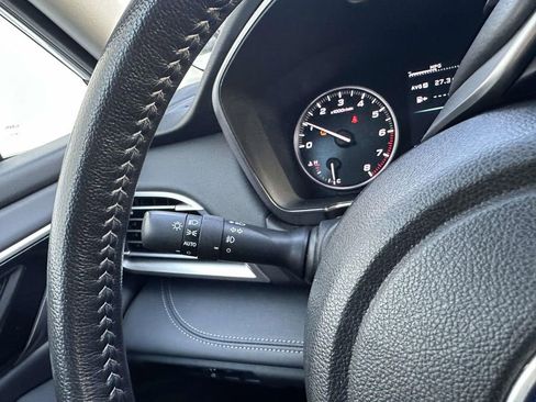 Used 2022 Subaru Outback Limited image 25