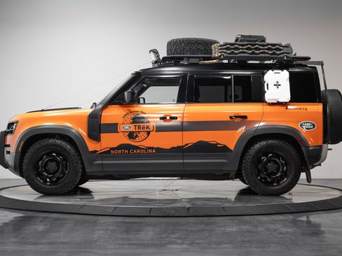 Used 2022 Land Rover Defender 110 S image 21