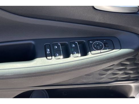 Used 2023 Hyundai Santa Fe SE FWD image 12