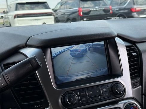 Used 2018 Chevrolet Tahoe Premier AWD/4WD image 4