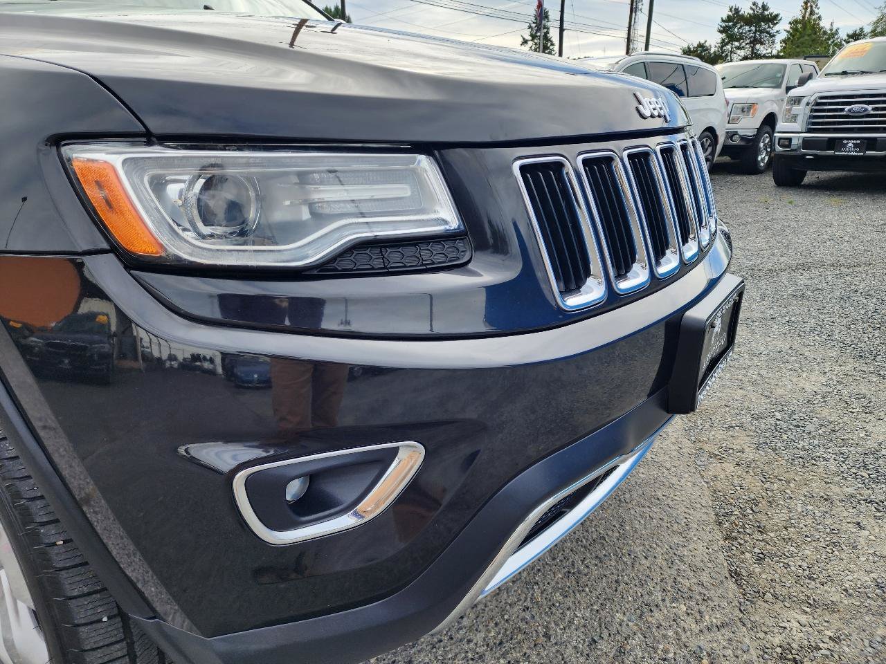 Used 2014 Jeep Grand Cherokee Limited w/ Luxury Group II AWD/4WD image 36