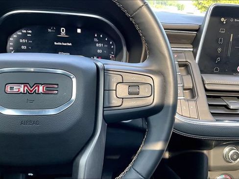 Used 2023 GMC Yukon AT4 w/ AT4 Premium Plus Package AWD/4WD image 12
