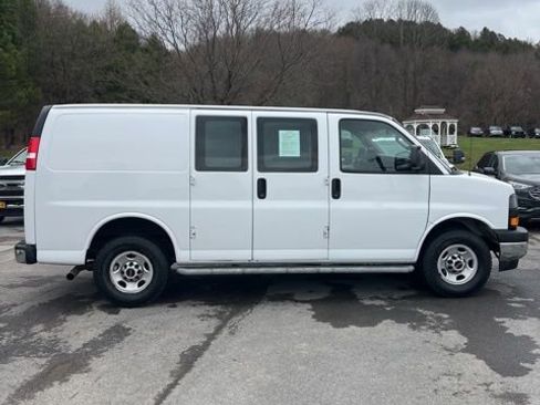Used 2020 GMC Savana 2500 w/ Driver Convenience Package RWD image 12