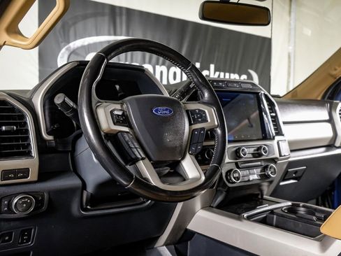 Used 2022 Ford F250 Lariat w/ Lariat Ultimate Package image 15