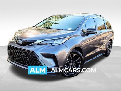 Used 2022 Toyota Sienna XSE