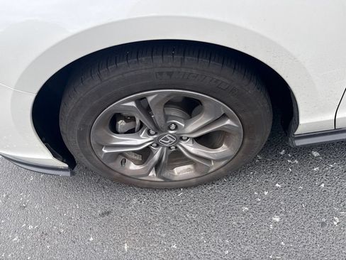 Used 2024 Honda Accord EX image 12