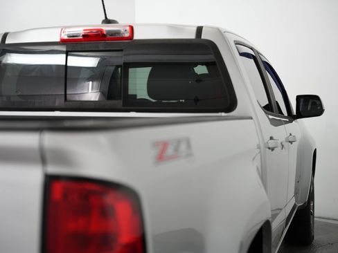 Used 2017 Chevrolet Colorado Z71 image 62