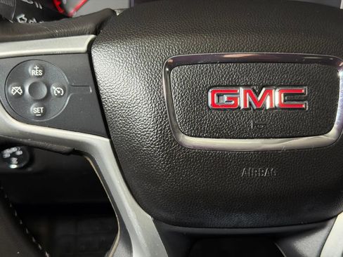 Used 2015 GMC Canyon SLT AWD/4WD image 24