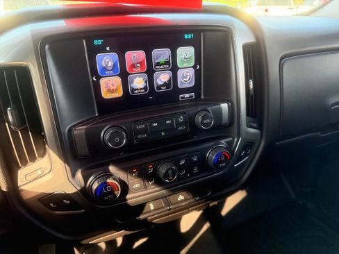 Used 2018 Chevrolet Silverado 1500 LT w/ LT Convenience Package RWD image 25