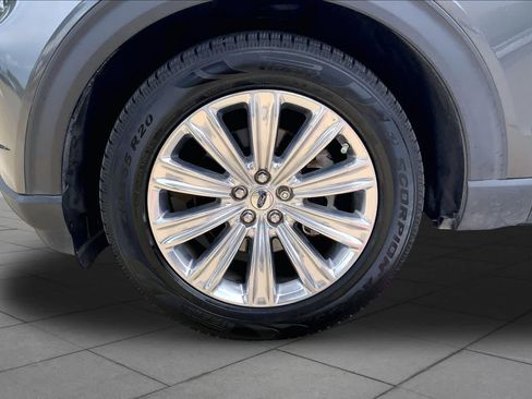 Used 2020 Ford Explorer Limited RWD image 11