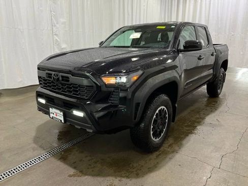 New 2026 Toyota Tacoma TRD Off-Road AWD/4WD image 7