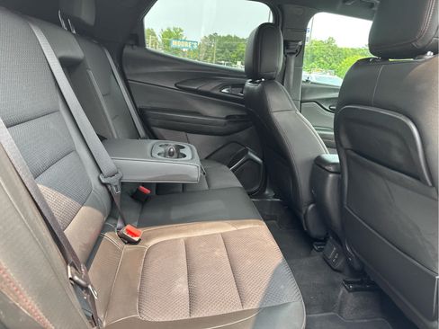 Used 2023 Chevrolet TrailBlazer RS w/ Sun and Liftgate Package AWD/4WD image 32