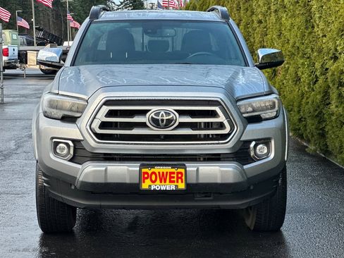 Used 2023 Toyota Tacoma Limited image 9