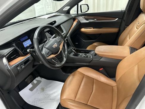 Certified 2023 Cadillac XT5 Premium Luxury FWD image 15