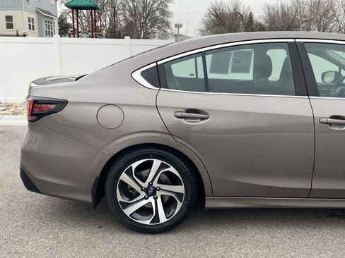 Used 2022 Subaru Legacy Limited XT image 6