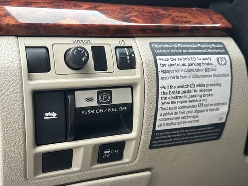 Used 2011 Subaru Outback 2.5i Limited image 13