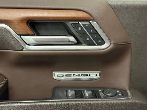 Used 2023 GMC Sierra 1500 Denali image 14