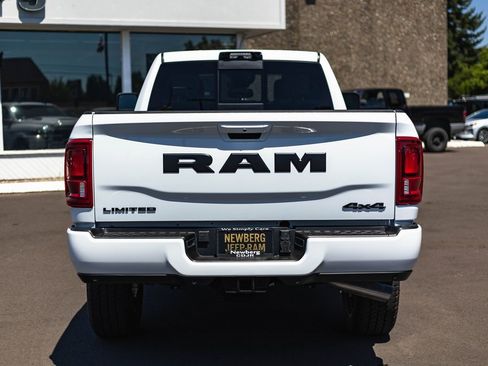 New 2025 RAM 2500 Limited image 10