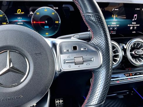 Used 2023 Mercedes-Benz EQB 250+ image 24