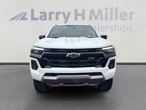 Used 2023 Chevrolet Colorado Z71 w/ Z71 Convenience Package 2 image 8