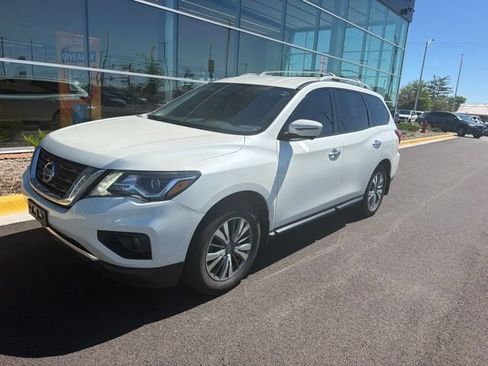 Used 2020 Nissan Pathfinder SL w/ Cargo Package AWD/4WD image 3