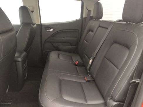 Used 2015 GMC Canyon SLT image 18