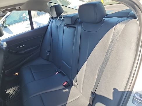 Used 2016 BMW 320i xDrive Sedan AWD/4WD image 36