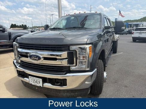 Used 2017 Ford F350 XLT w/ Advanced Security Pack AWD/4WD image 11
